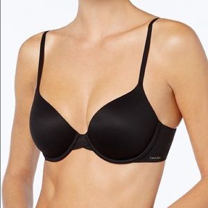 Calvin Klein Perfectly Fit T-Shirt Bra in Black!